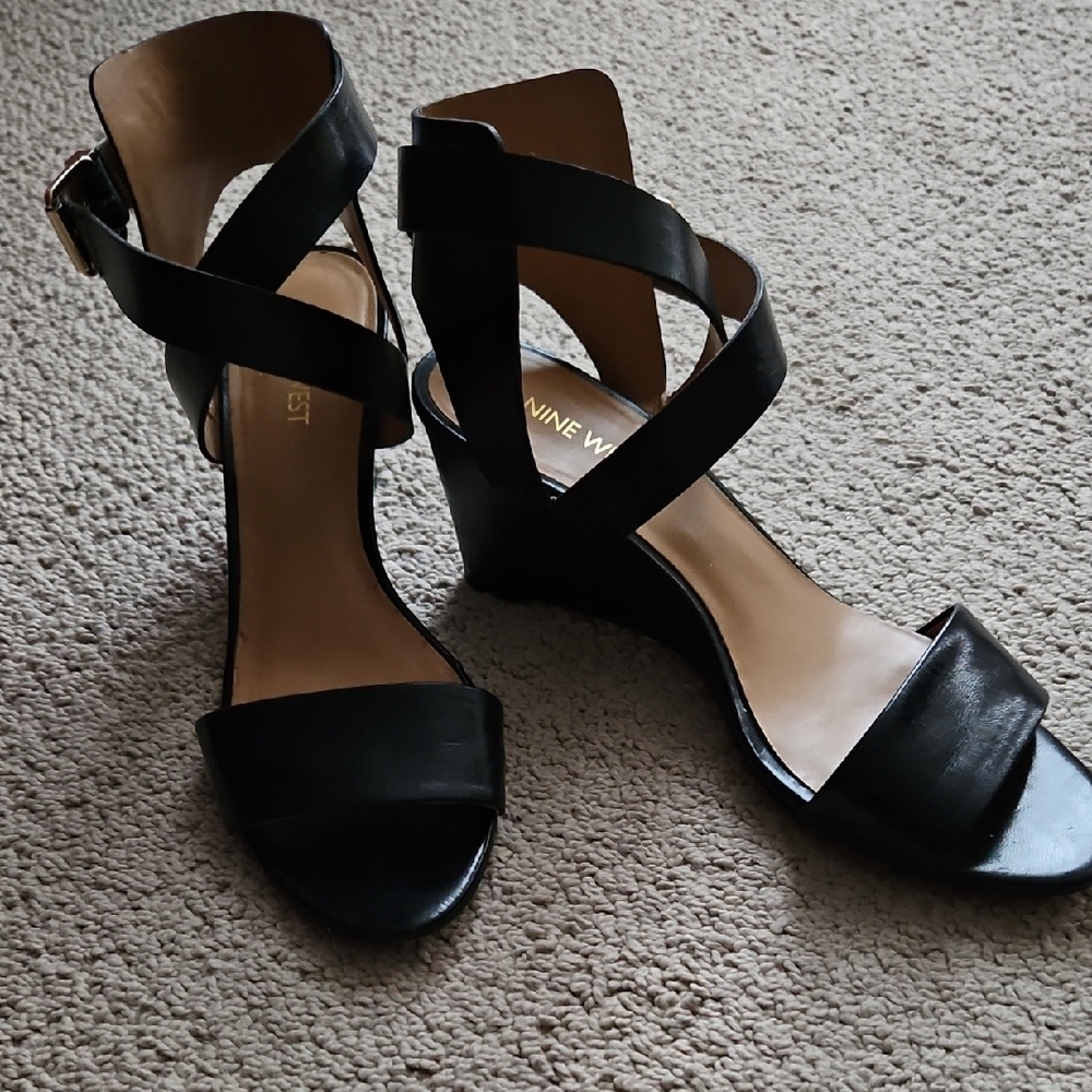 Nine West Black Strappy Wedge Sandals